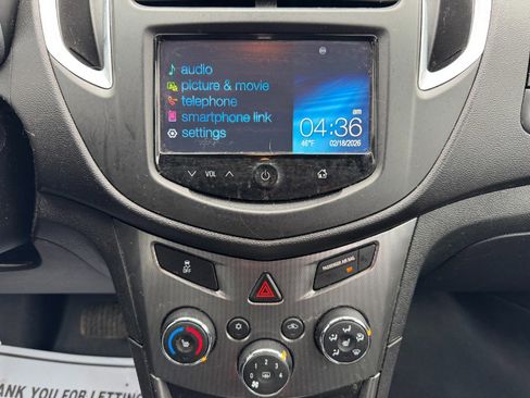 Used 2015 Chevrolet Trax LTZ image 23