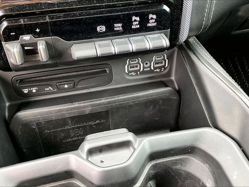 Used 2019 RAM 3500 Limited AWD/4WD image 17