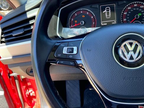 Used 2019 Volkswagen Jetta SE FWD image 22