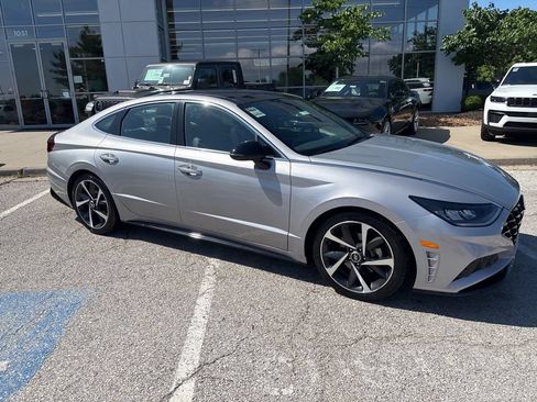 Used 2023 Hyundai Sonata SEL Plus FWD image 34