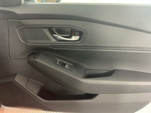 Used 2026 Honda Accord EX-L image 13