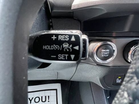 Used 2019 Toyota Tacoma TRD Sport w/ Technology Package AWD/4WD image 23