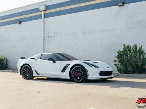 Used 2016 Chevrolet Corvette Z06 w/ 2LZ Preferred Equipment Group image 45