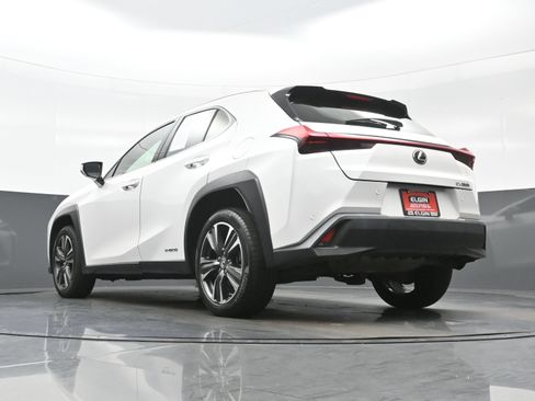 Used 2020 Lexus UX 250h w/ Premium Package AWD/4WD image 35