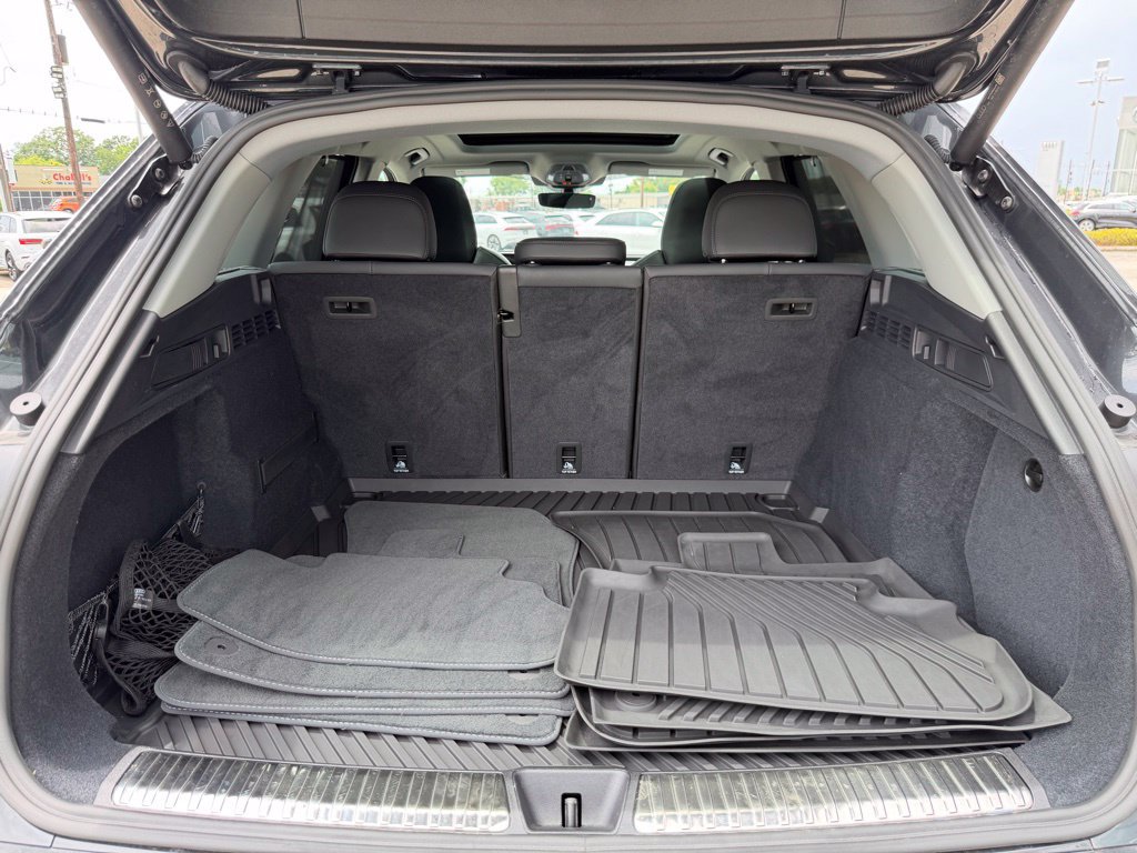 Certified 2025 Audi Q5 Premium w/ Premium Plus AWD/4WD image 24
