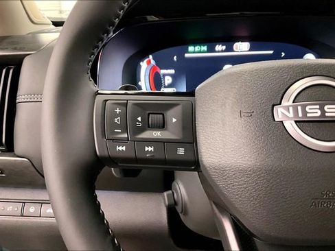 New 2026 Nissan Pathfinder Platinum AWD/4WD image 24
