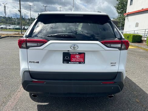 Used 2024 Toyota RAV4 XLE w/ Convenience Package AWD/4WD image 6