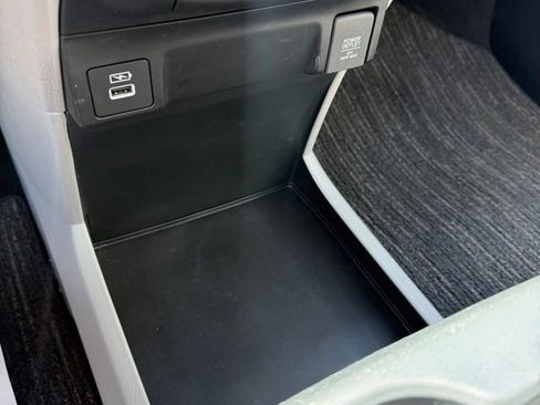 Used 2023 Honda Odyssey EX-L image 25