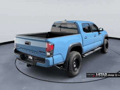 Used 2018 Toyota Tacoma TRD Pro AWD/4WD image 5