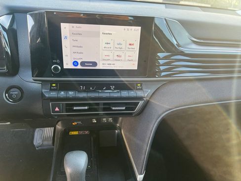 Used 2025 Toyota Camry LE w/ Convenience Package FWD image 10
