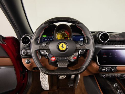 Certified 2023 Ferrari Portofino M RWD image 24