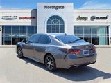 Used 2023 Toyota Camry SE image 3