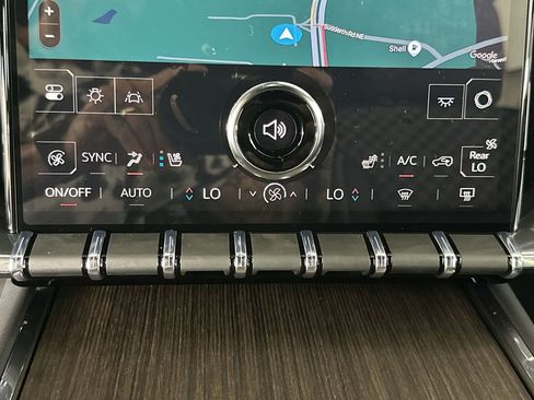 New 2025 GMC Acadia Denali w/ Super Cruise Package image 31