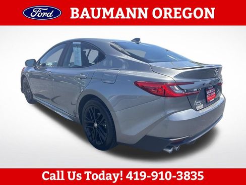 Used 2026 Toyota Camry SE w/ Multimedia Upgrade Package AWD/4WD image 5