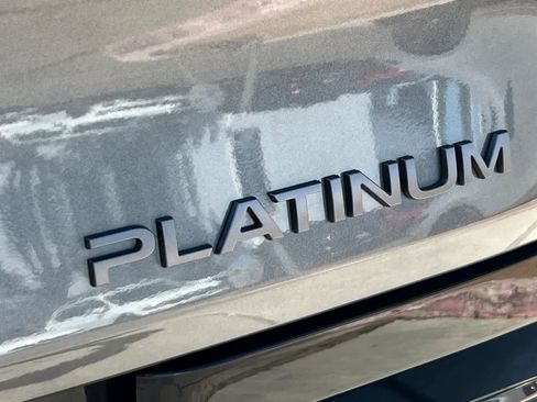 New 2026 Nissan Murano Platinum image 17