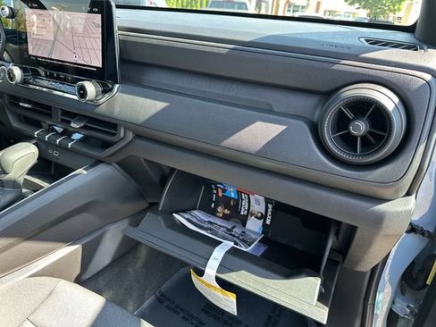 Certified 2026 Chevrolet Colorado W/T w/ Advanced Trailering Package AWD/4WD image 31