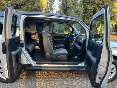 Used 2008 Honda Element EX image 34