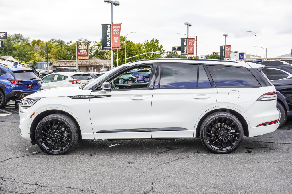 Used 2024 Lincoln Aviator Reserve w/ Jet Package AWD/4WD image 19
