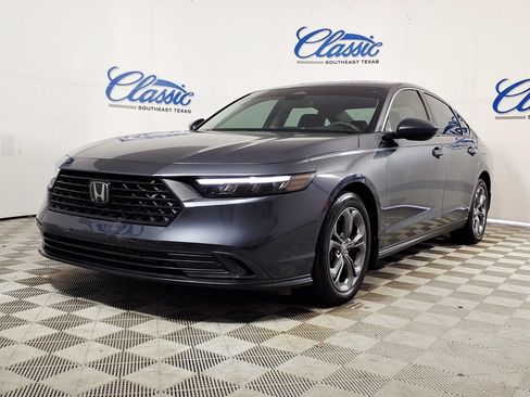 Used 2024 Honda Accord EX image 5