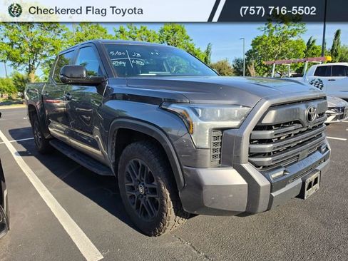 Used 2025 Toyota Tundra Limited AWD/4WD image 3