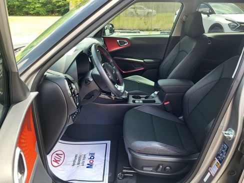 Certified 2025 Kia Soul GT-Line w/ GT-Line Technology Package FWD image 10