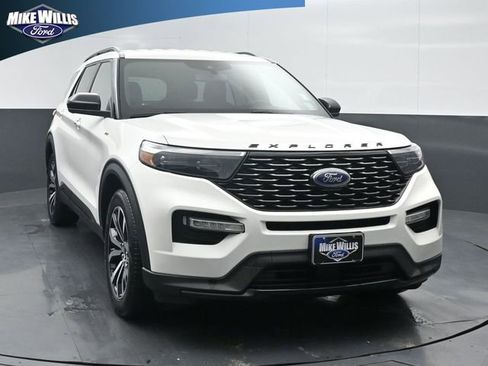 Used 2022 Ford Explorer ST-Line RWD image 1