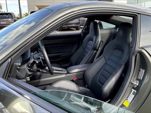 Used 2024 Porsche 911 Carrera 4S image 27