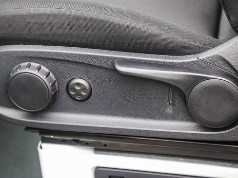 New 2024 Mercedes-Benz Sprinter 144 Cargo image 19