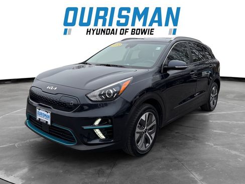 Used 2022 Kia Niro EX Premium image 2