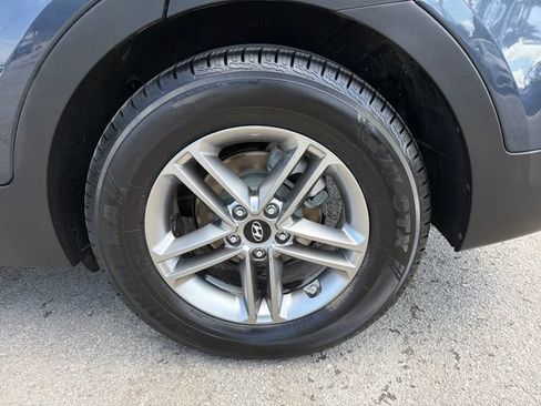 Used 2018 Hyundai Santa Fe Sport FWD image 47