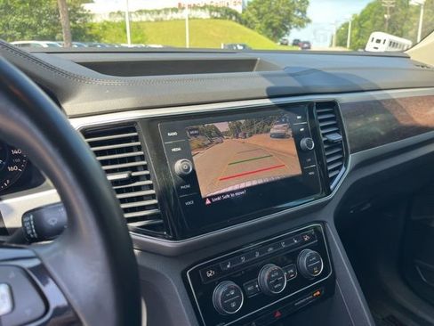 Used 2018 Volkswagen Atlas SEL Premium AWD/4WD image 26