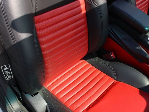 Used 2002 Ford Thunderbird RWD image 18