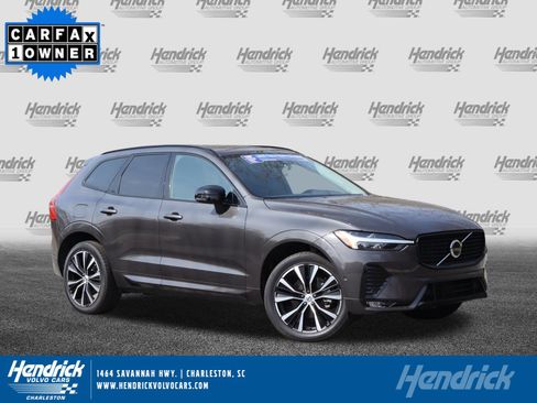 Used 2025 Volvo XC60 B5 Plus image 1