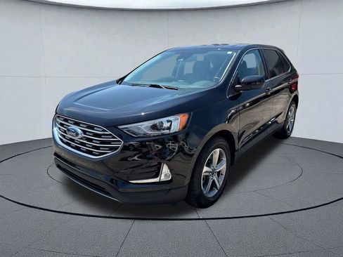 Used 2021 Ford Edge SEL w/ Convenience Package AWD/4WD image 9