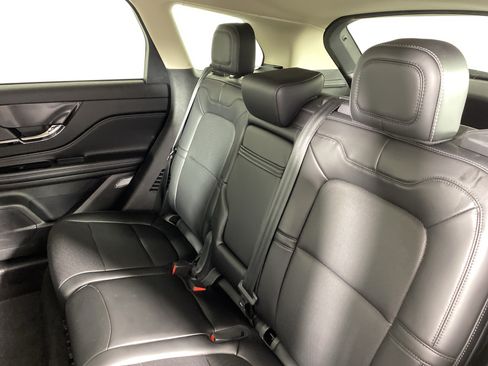 Used 2024 Lincoln Corsair AWD w/ Equipment Group 101A image 31