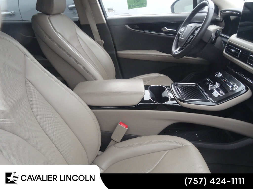 Used 2022 Lincoln Nautilus Reserve FWD image 9