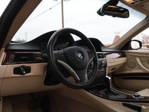 Used 2011 BMW 328i Coupe image 27