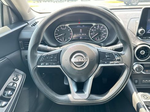 Used 2024 Nissan Sentra SV FWD image 18