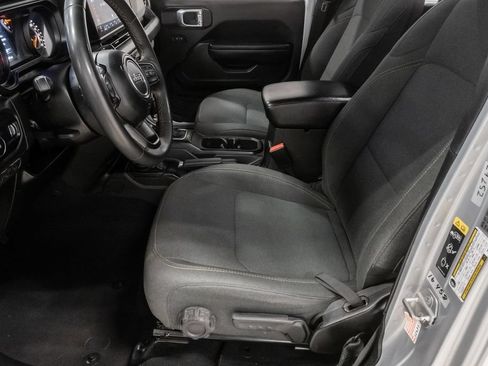 Used 2024 Jeep Wrangler Unlimited Sport AWD/4WD image 8