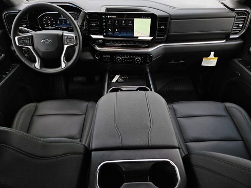 New 2025 Chevrolet Silverado 2500 LT w/ Trail Boss Package image 18