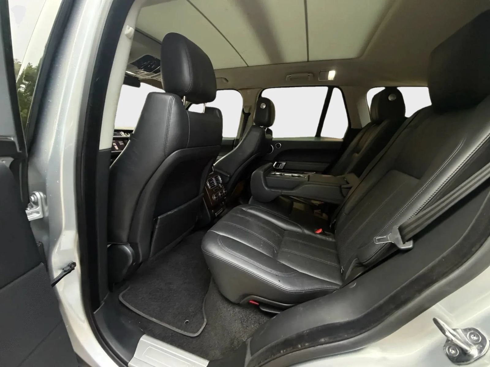 Used 2014 Land Rover Range Rover HSE AWD/4WD image 16