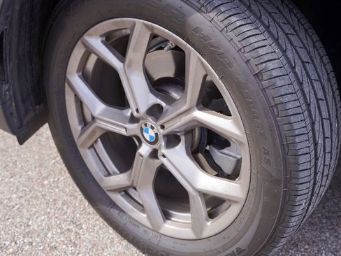 Used 2023 BMW X3 xDrive30i w/ Convenience Package w/ZPA image 4