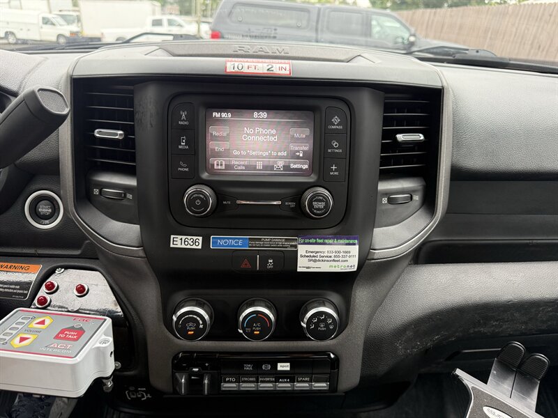 Used 2022 RAM 5500 Tradesman AWD/4WD image 5