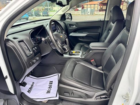 Used 2019 Chevrolet Colorado ZR2 w/ Colorado ZR2 Bison Edition image 10