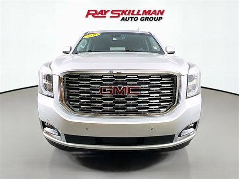 Used 2019 GMC Yukon XL Denali w/ Open Road Package image 2
