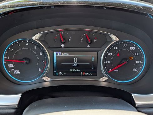 Used 2019 Chevrolet Traverse LT AWD/4WD image 39