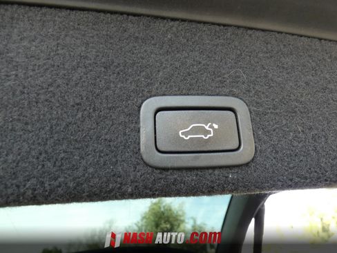 Used 2017 Volvo XC60 T5 Dynamic w/ Preferred Option Package FWD image 63
