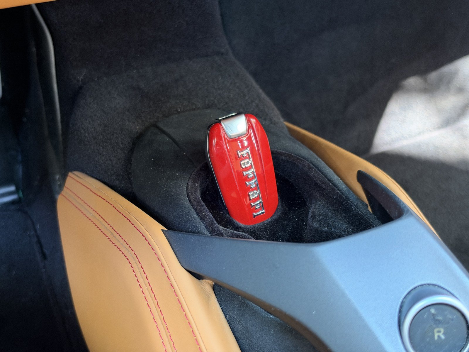 Used 2017 Ferrari 488 GTB RWD image 46