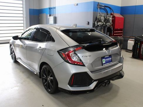 Used 2018 Honda Civic Sport image 32