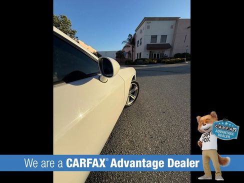 Used 2018 Dodge Challenger SXT w/ Super Sport Group (SS/T) RWD image 19